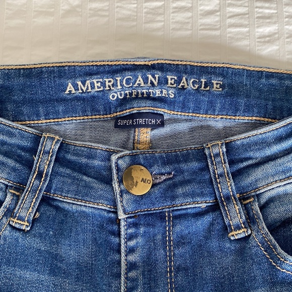 AE distressed skinnies - Picture 6 of 8